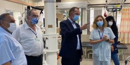 ביקור יוחנן לוקר, יו"ר דירקטוריון הכללית במרכז הרפואי לשיקום לוינשטיין